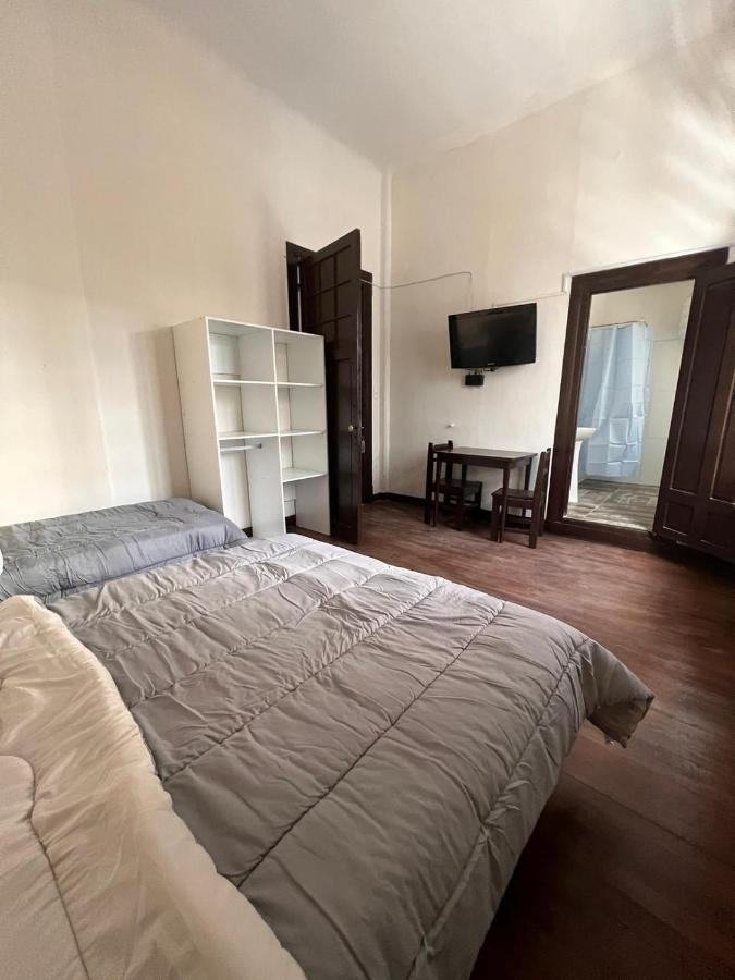Nuevo Hotel Aramaya Монтевидео Экстерьер фото